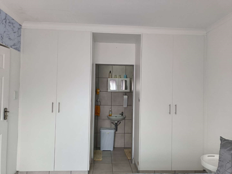 3 Bedroom Property for Sale in Tergniet Western Cape